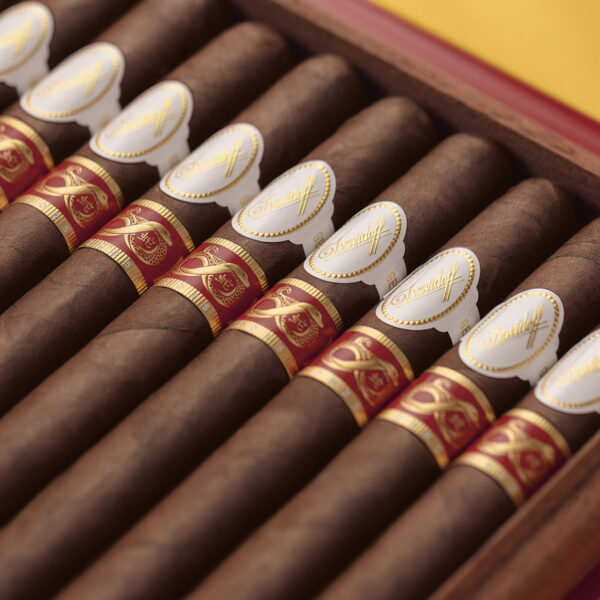 Davidoff Edición Limitada 2025, Año De La Serpiente c/10 Puros - Imagen 5